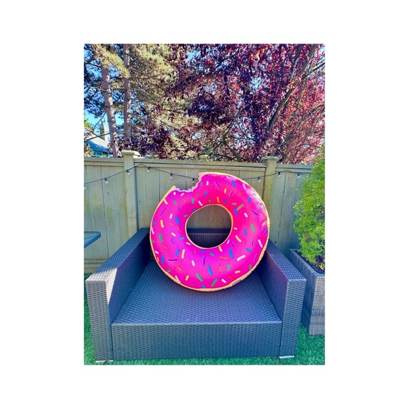 Adult Donut Floaty - Picture 4 of 5